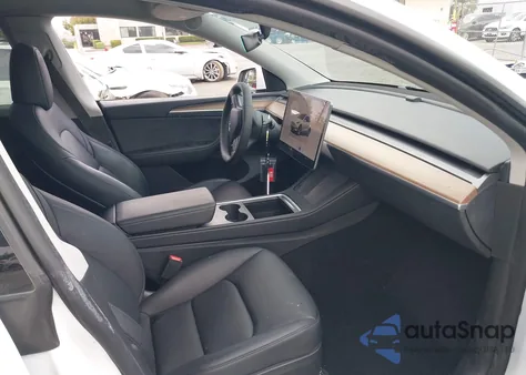 2023 Tesla Model Y Awd/Long Range Dual Motor All-Wheel Drive из США, поврежденный, VIN 7SAYGAEE2PF763662